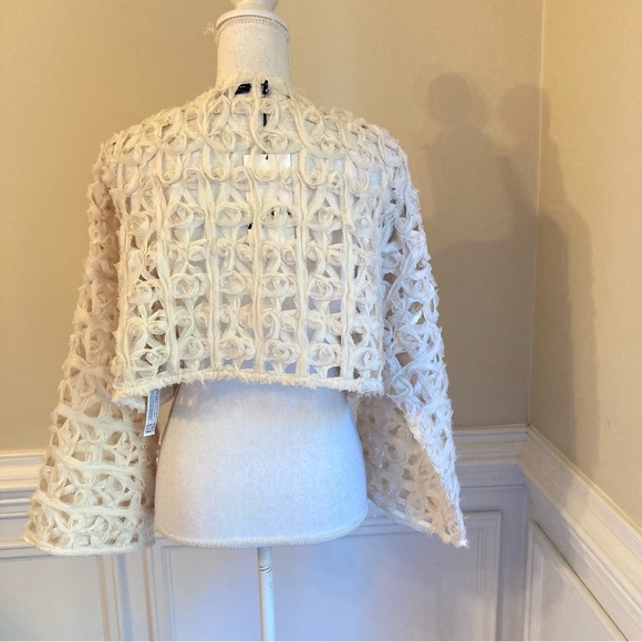 ZARA Cream Open Knit Chiffon Rosette Rose Floral Cropped Jacket Bolero NWT - Picture 5 of 11